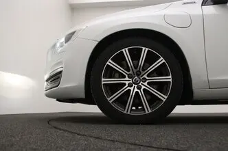 Volvo V60, 2.4, 120 kW, pistikhübriid, automaat, nelikvedu