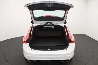 Volvo V60, 2.4, 120 kW, pistikhübriid, automaat, nelikvedu