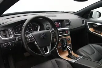 Volvo V60 Cross Country, 2.0, 110 kW, diisel, automaat, esivedu