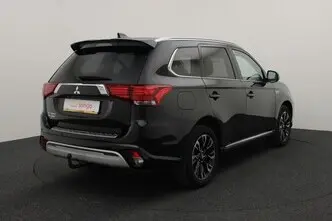 Mitsubishi Outlander, 2.4, 99 kW, pistikhübriid, automaat, nelikvedu