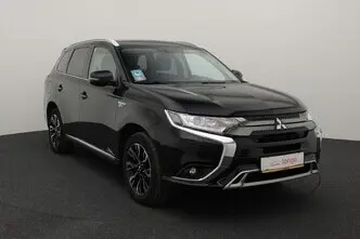 Mitsubishi Outlander, 2.4, 99 kW, pistikhübriid, automaat, nelikvedu