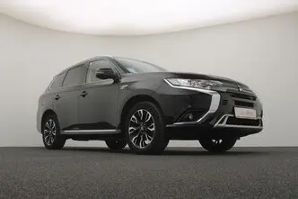 Mitsubishi Outlander, 2.4, 99 kW, pistikhübriid, automaat, nelikvedu