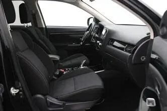 Mitsubishi Outlander, 2.4, 99 kW, pistikhübriid, automaat, nelikvedu