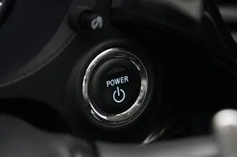 Mitsubishi Outlander, 2.4, 99 kW, pistikhübriid, automaat, nelikvedu