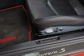 Porsche 911, 3.8, 300 kW, bensiin, automaat, tagavedu