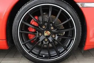 Porsche 911, 3.8, 300 kW, bensiin, automaat, tagavedu