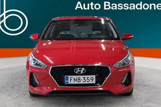 Hyundai i30, 1.4, 103 kW, bensiin, automaat, esivedu