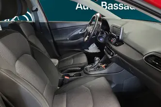 Hyundai i30, 1.4, 103 kW, bensiin, automaat, esivedu