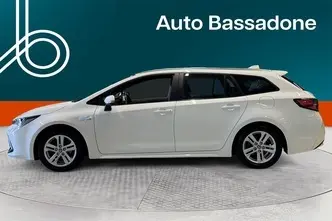 Toyota Corolla, 1.8, 90 kW, hybrid, automatic, front-wheel drive