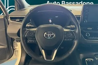 Toyota Corolla, 1.8, 90 kW, hybrid, automatic, front-wheel drive