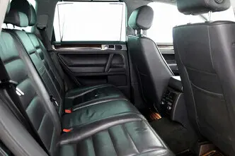 Volkswagen Touareg, 2.5, 174 kW, diesel, automatic, four-wheel drive