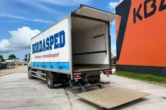 Volvo FE 320 4x2, 210 kW, diesel, automatic