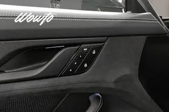 Porsche Taycan, 434 kW, elekter, automaat, nelikvedu