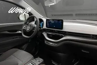 Fiat 500, 87 kW, elekter, automaat, nelikvedu