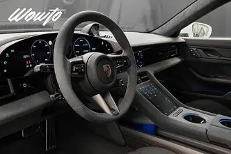 Porsche Taycan, 380 kW, electric, automatic, four-wheel drive