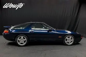 Porsche 928, 257 kW, petrol, automatic, four-wheel drive