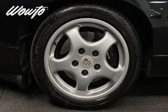 Porsche 928, 257 kW, petrol, automatic, four-wheel drive
