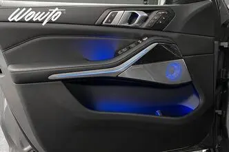 BMW X7, 3.0, 259 kW, дизель, автомат, полный привод