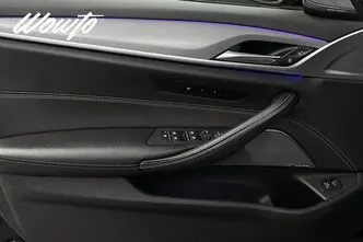 BMW 540, 3.0, 250 kW, bensiin, automaat, nelikvedu