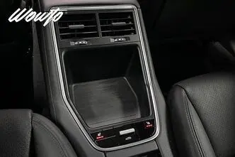 Porsche Panamera, 2.9, 340 kW, hübriid, automaat, nelikvedu