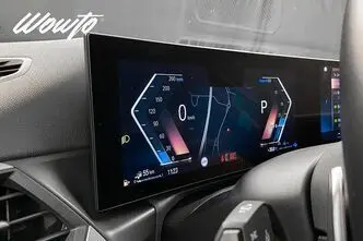 BMW 330, 2.0, 215 kW, гибрид, автомат, полный привод
