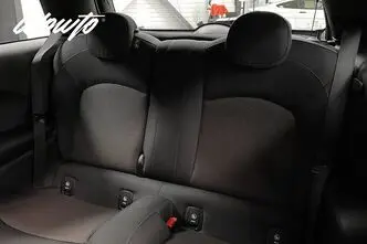 MINI Cooper, 1.5, 100 kW, petrol, manual, four-wheel drive