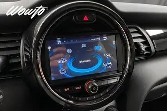 MINI Cooper, 1.5, 100 kW, petrol, manual, four-wheel drive