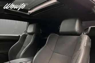 Dodge Challenger, 5.7, 280 kW, бензин, автомат, полный привод