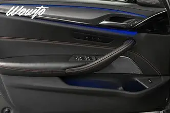 BMW M5, 4.4, 467 kW, petrol, automatic, four-wheel drive