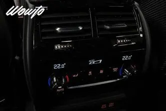 BMW M5, 4.4, 467 kW, petrol, automatic, four-wheel drive