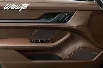 Porsche Taycan, 520 kW, elekter, automaat, nelikvedu