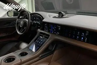Porsche Taycan, 520 kW, elekter, automaat, nelikvedu
