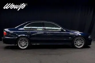 BMW M5, 294 kW, petrol, manual, four-wheel drive