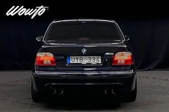 BMW M5, 294 kW, petrol, manual, four-wheel drive