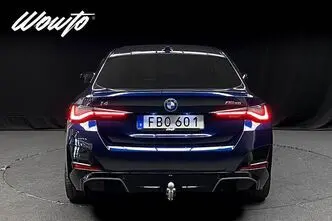 BMW i4, 400 kW, электричество, автомат, полный привод