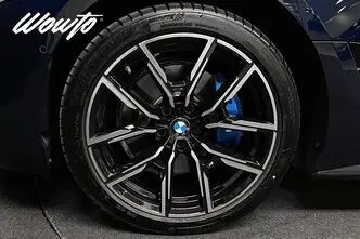 BMW i4, 400 kW, электричество, автомат, полный привод