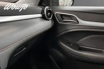 MG ZS, 115 kW, elekter, automaat, nelikvedu