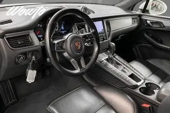 Porsche Macan, 3.6, 294 kW, petrol, automatic, four-wheel drive