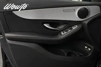 Mercedes-Benz GLC, 2.0, 235 kW, hybrid, automatic, four-wheel drive