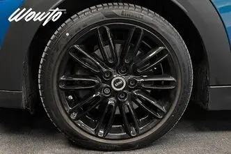 MINI Cooper, 2.0, 131 kW, petrol, automatic, four-wheel drive