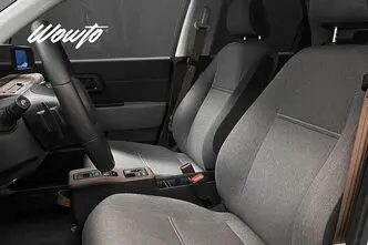 Honda e, 113 kW, elekter, automaat, nelikvedu