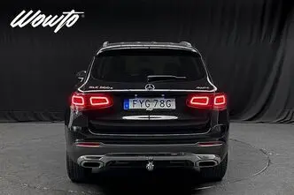 Mercedes-Benz GLC, 2.0, 235 kW, гибрид, автомат, полный привод