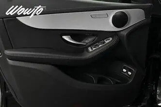 Mercedes-Benz GLC, 2.0, 235 kW, гибрид, автомат, полный привод
