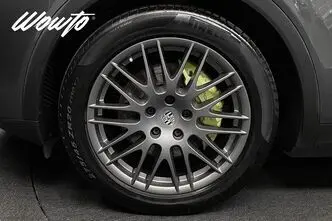 Porsche Cayenne, 3.0, 340 kW, hübriid, automaat, nelikvedu