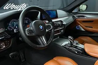 BMW M5, 4.4, 552 kW, bensiin, automaat, nelikvedu