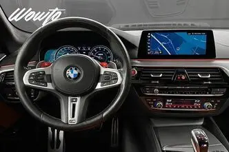 BMW M5, 4.4, 552 kW, bensiin, automaat, nelikvedu
