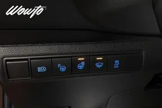 Toyota Corolla, 1.8, 90 kW, hübriid, automaat, nelikvedu