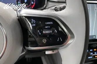 Jaguar F-Pace, 2.0, 221 kW, hübriid, automaat, nelikvedu