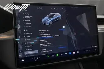 Tesla Model S, 493 kW, electric, automatic, four-wheel drive