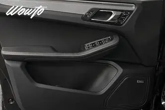 Porsche Macan, 3.6, 294 kW, petrol, automatic, four-wheel drive